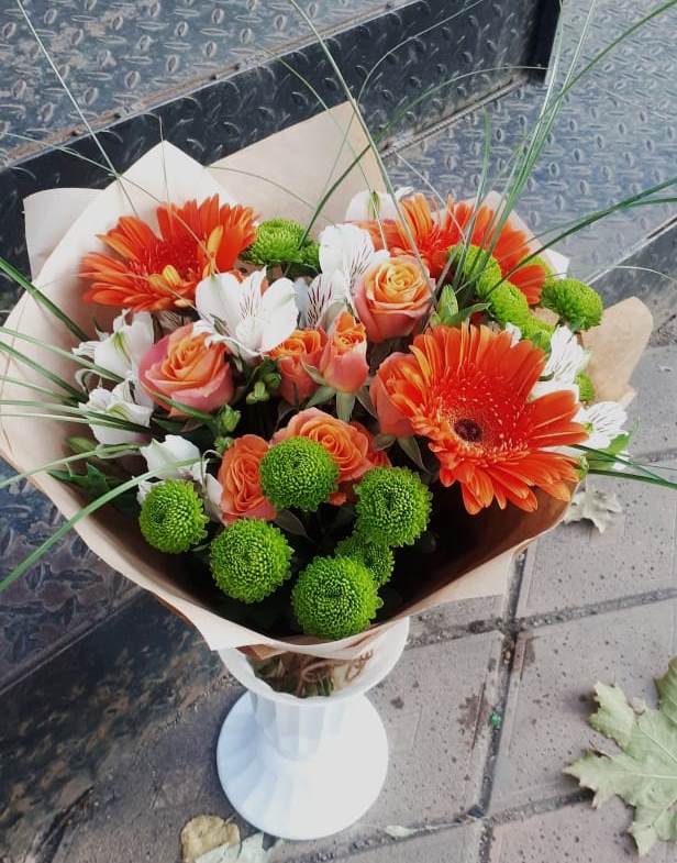 Букет цветов из: Герберы, Хризантемы, Альстромерии и Розы в Ибреси