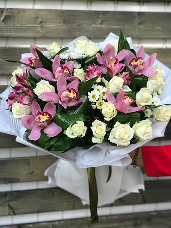 Букет цветов из: Розы и Хризантемы в Ибреси