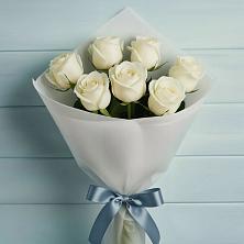 Букет 7 Белых роз Эдлесс Лав в Ибреси