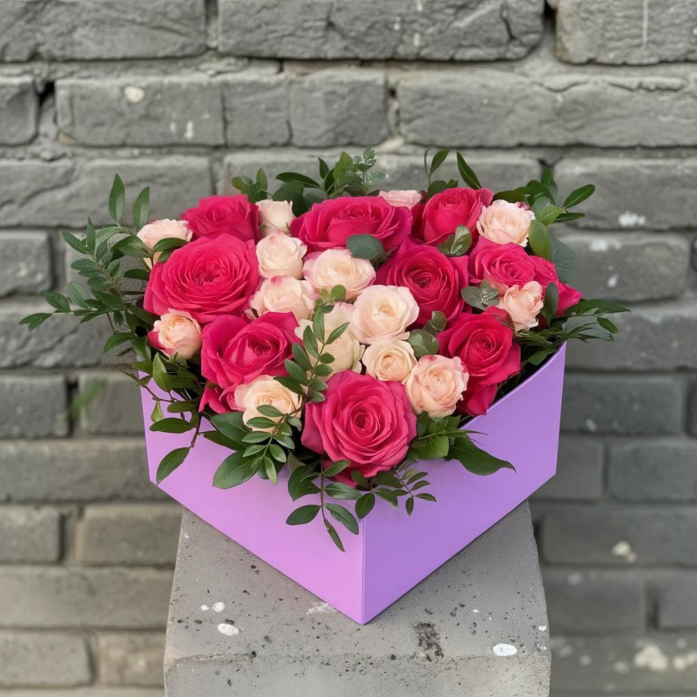 Цветочная композиция из Розы в коробке в Ибреси