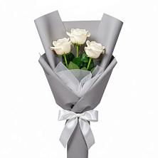 Букет 3 белые розы в Ибреси