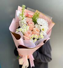 Букет цветов из:  Хризантемы и Розы в Ибреси