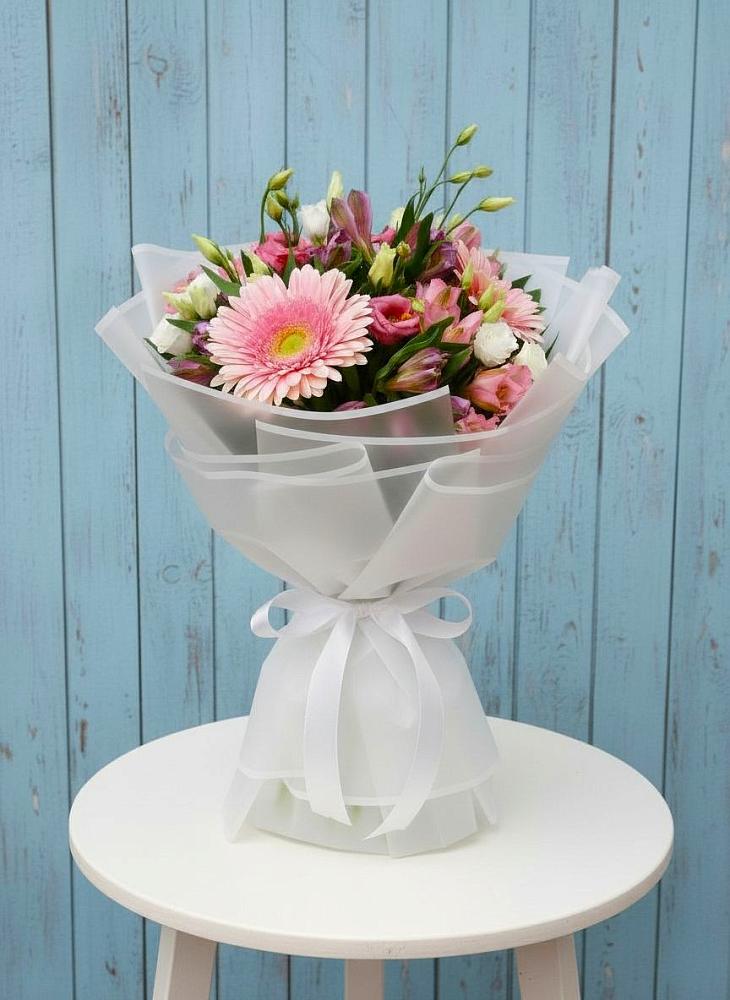 Букет цветов из: Герберы, Альстромерии и Лизиантусы в Ибреси