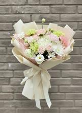 Букет цветов из:  Гвоздики, Розы, Лизиантусы и Хризантемы в Ибреси