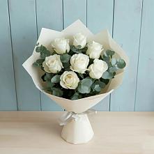 Букет Белые розы в Эвкалипте в Ибреси