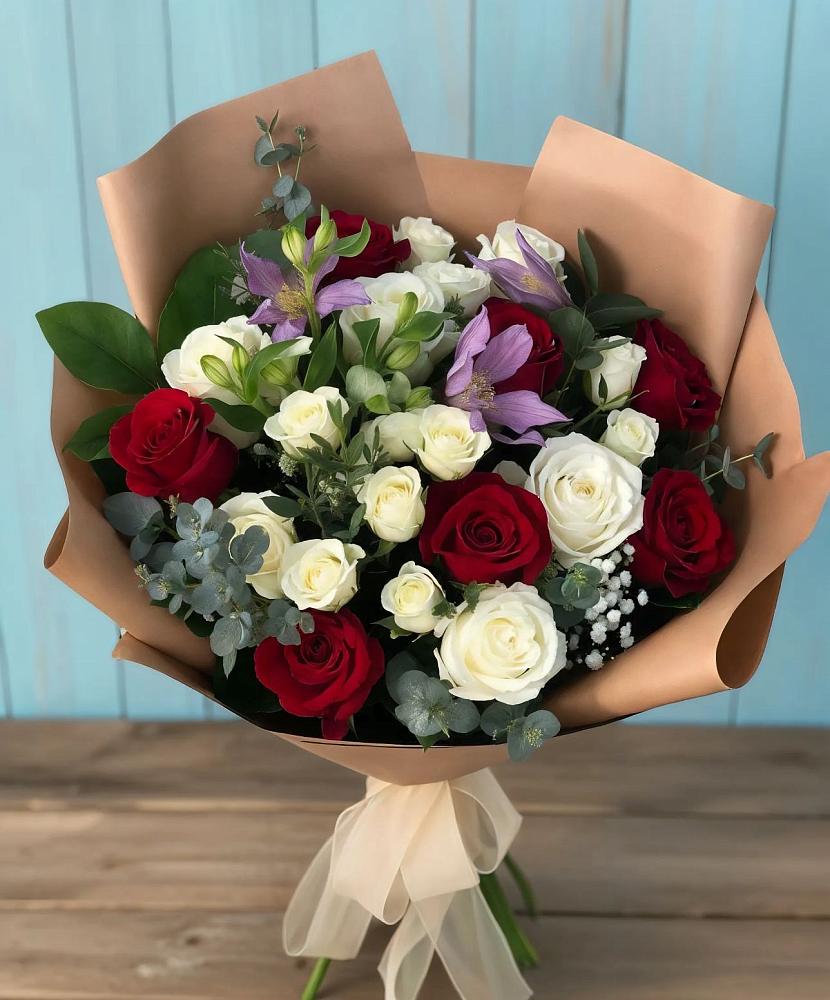 Букет цветов из: Розы и Альстромерии в Ибреси