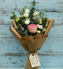 Букет цветов из:  Розы и Лизиантусы в Ибреси