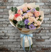 Букет цветов из:  Розы, Лизиантусы и Гвоздики в Ибреси