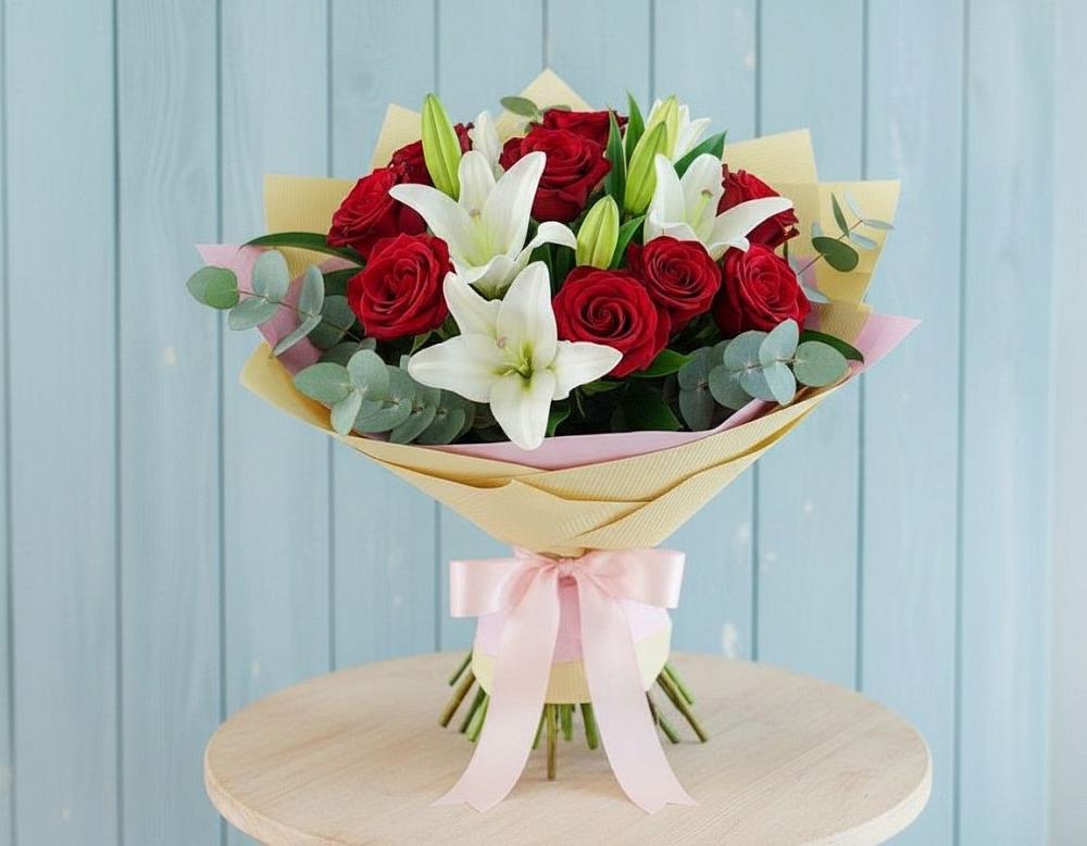 Букет цветов из: Лилии и Розы в Ибреси